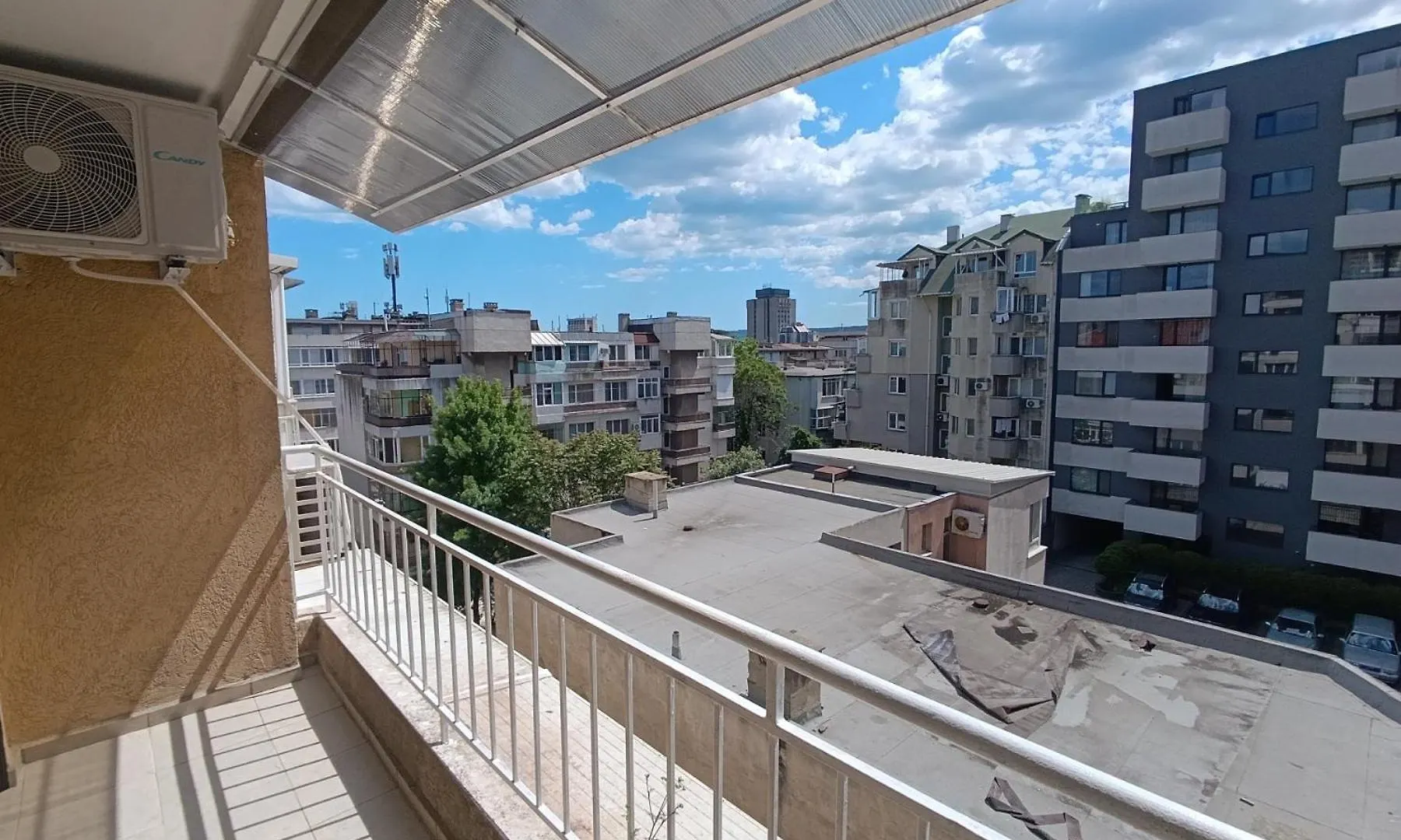 Venelin'S Sunny Apartment With Parking Space Βάρνα