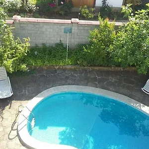 Konukevi Rio, Varna